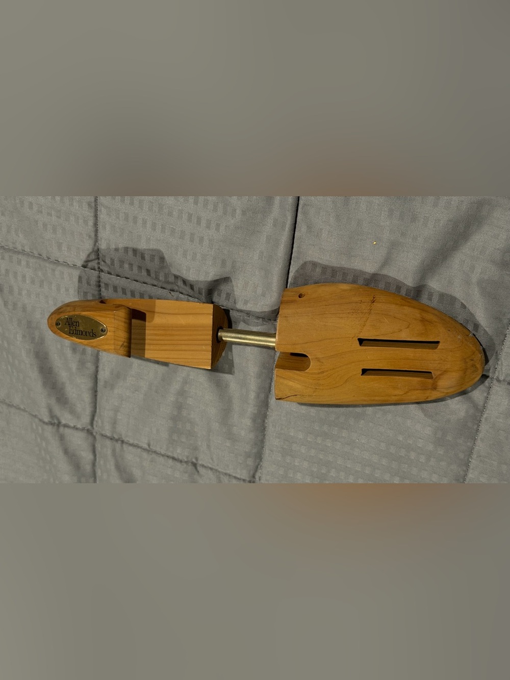 Wooden Shoe Tree Pair - Natural Wood 2 Sets